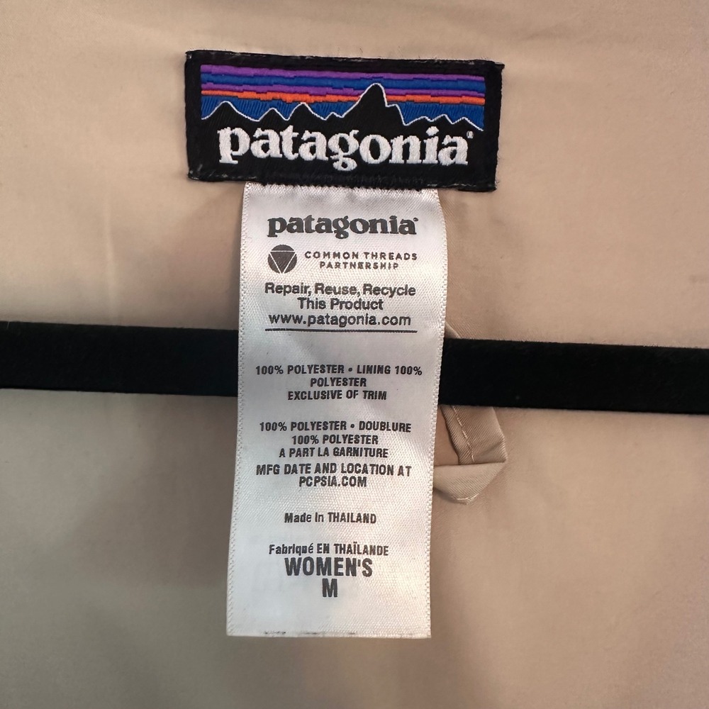 Patagonia Womens Jacket M Pelage Raschel Fleece Fur Wrap Asymmetrical Cream - Picture 8 of 13